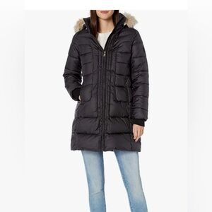 LARRY LEVINE Women's 3/4 Length Puffer W/Curved Quilting & Detachable hood